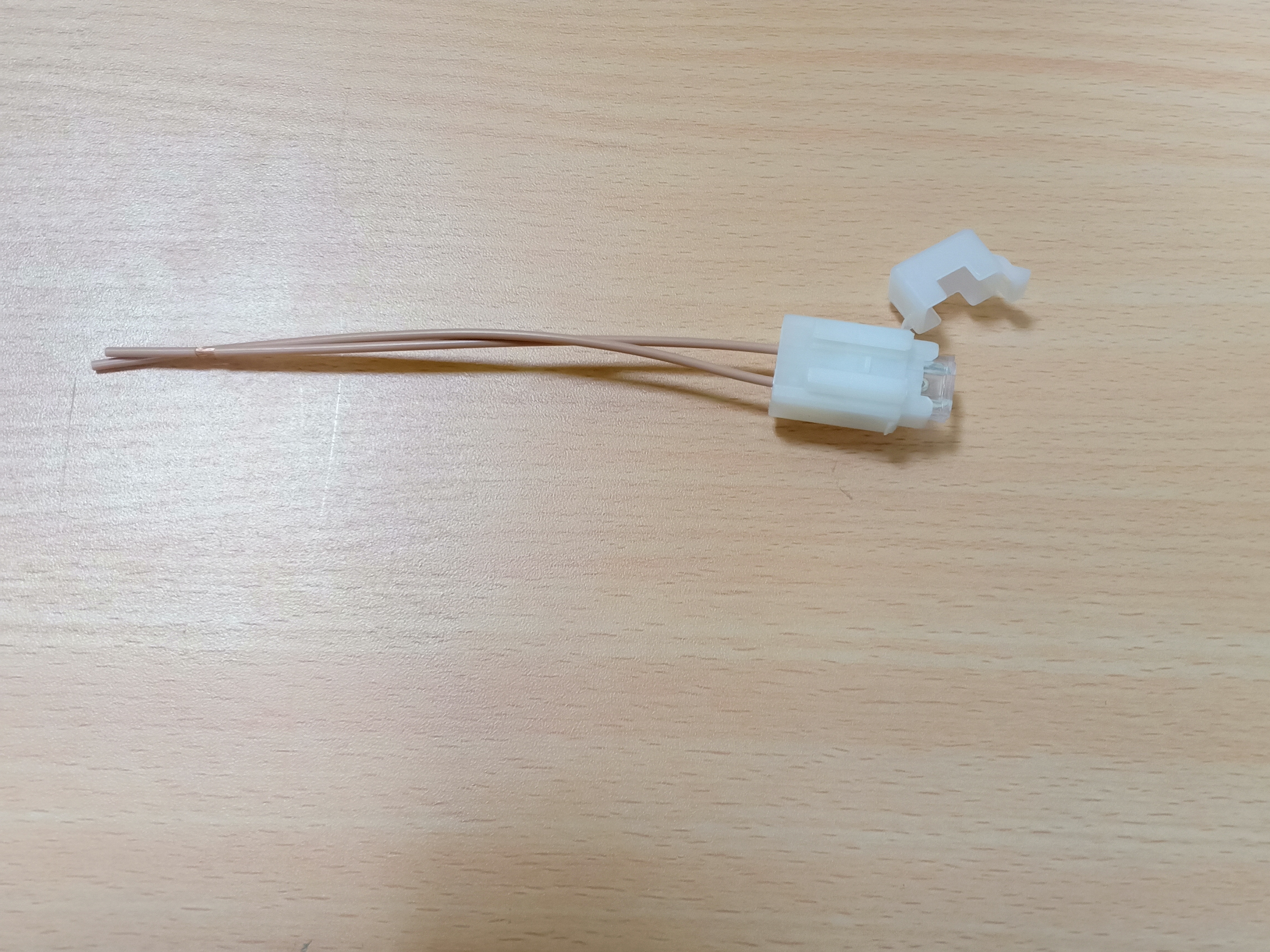 Dây nối cầu chì phụ
